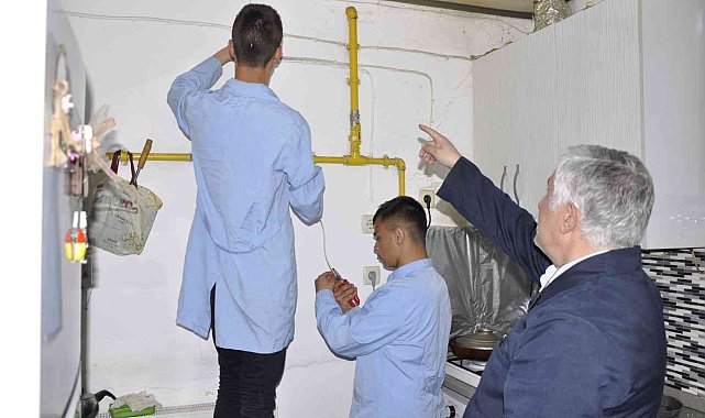 Safranbolu'da öğrencilerden örnek davranış