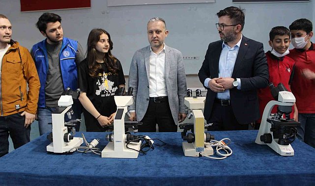 Sağlık Müdürlüğünden gençlere hediye