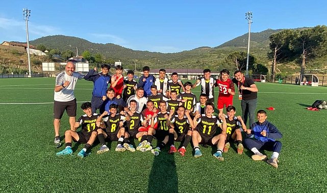 Şampiyonun adı Manisaspor U16 takımı