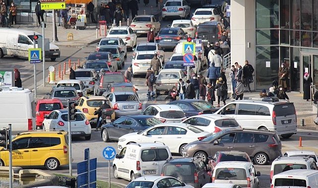 Samsun'da trafiğe kayıtlı araç sayısı 403 bin 722 oldu