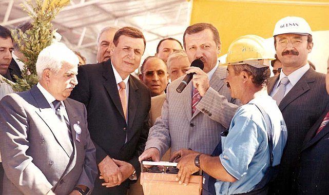 Sanayinin efsanelerinden Naci Topçuoğlu anlıyor