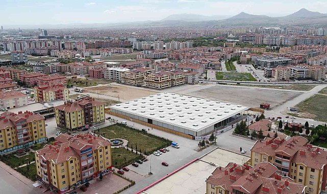 Sancak Kapalı Pazarı tamamlanıyor