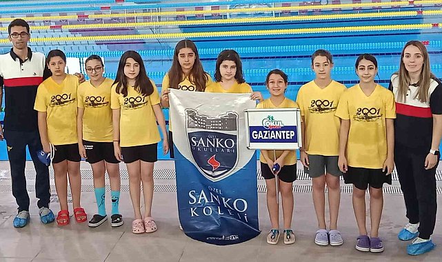 SANKO Okulları öğrencileri yüzmede 12 madalya kazandı