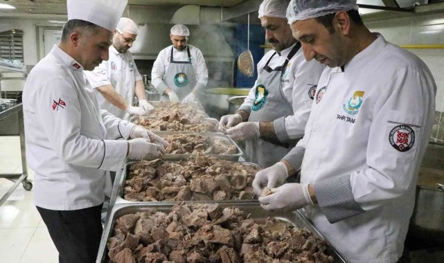 Şanlıurfa'da bayram gelenekleri yaşatılıyor