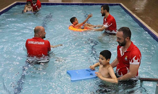 Şanlıurfa&#039;da engelli çocuklar doyasıya eğlendi