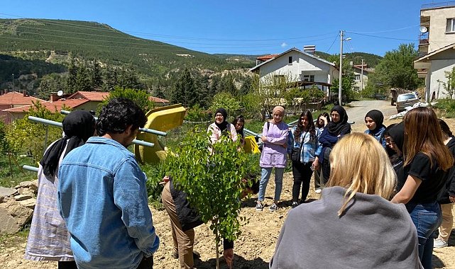 Şaphane Meslek Yüksekokulu öğrencilerine aktivite-uğraşı terapisi çalışması