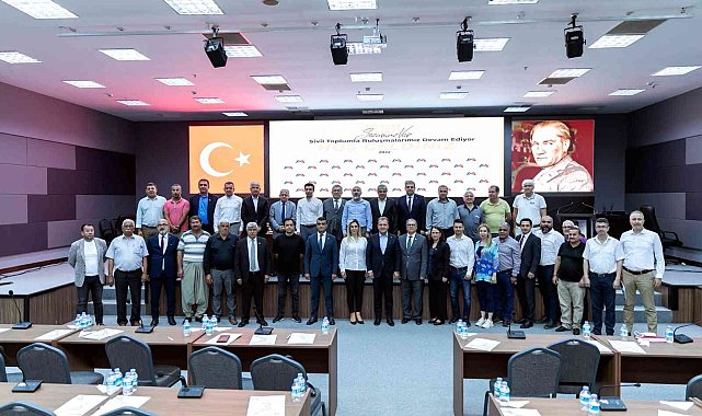 Seçer: &quot;Türkiye&#039;de sosyal politikalar denildiği zaman Mersin akla geliyor&quot;