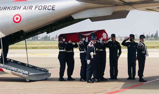 Şehit Teğmen İsmail Can Akdeniz'in cenazesi memleketi Adana'ya getirildi