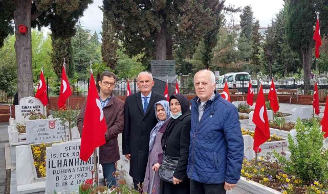 Şehitlerine koştular