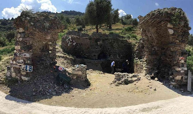 Şehzadeler'de Fetih Mescidi restorasyonu başladı