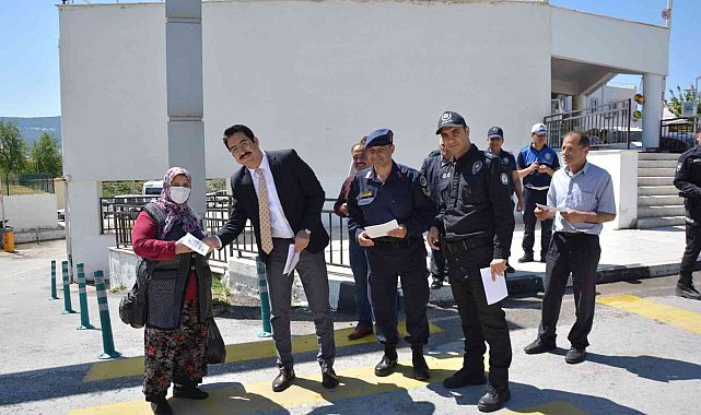 Selendi'de sürücülere yaya geçişleri hakkında bilgi verildi