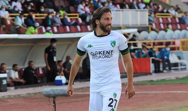 Semih Karadeniz ve Diogo Özçakmak, 1 yıl daha Kocaelispor'da