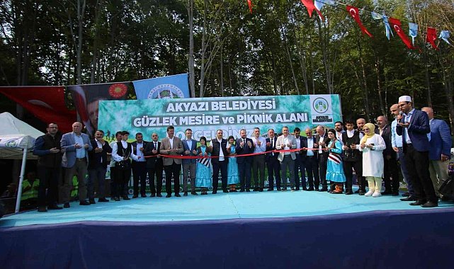 Şenliklerle açılan yeni sosyal tesiste yok yok