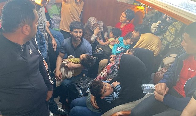 Seydikemer'de yelkenli teknede 35 düzensiz göçmen yakalandı