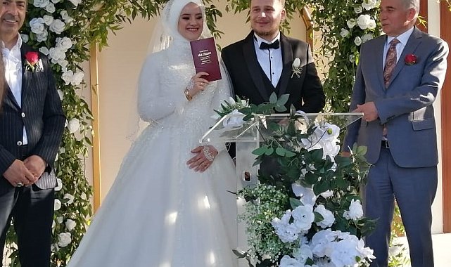 Seylan ve Tezel ailelerinin mutlu günü