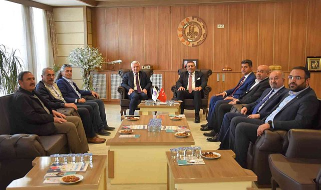 SGK Müdürü Kutlu'dan Başkan Sadıkoğlu'na ziyaret