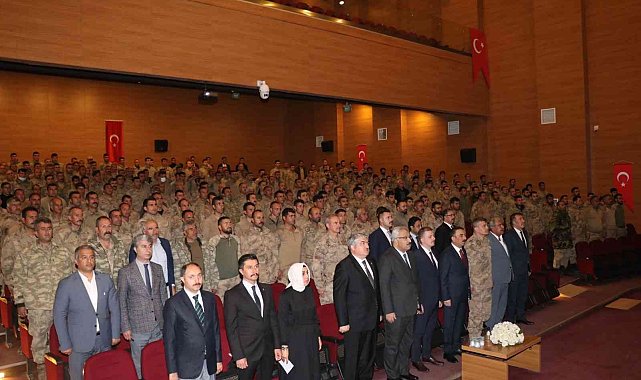 Siirt Valisi Hacıbektaşoğlu: "Siirt'te 183 korucumuz şehit, 176'sı gazi olmuştur"