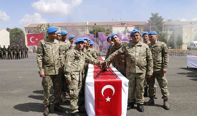 Siirt'te engelliler 1 günlük temsili askerlik heyecanı yaşadı