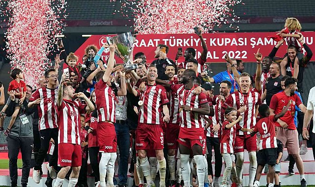 Sivasspor, üst üste 3. kez Avrupa kupalarına katılacak