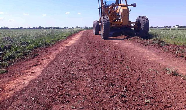 Siverek kırsalında yol yapım çalışmalarına hız verildi
