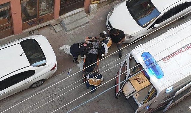 Sokak ortasında silahla vuruldu