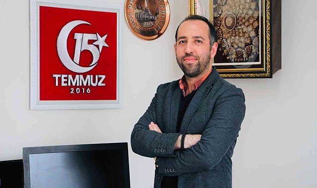 Sosyolog Doç. Dr. Adem Palabıyık: "Demirtaş'ın birlik çağrısı PKK'nın güç kaybının sonucudur ve hapis hayatından kurtulmak için PKK'yı satmaya hazır olduğunun işaretidir"