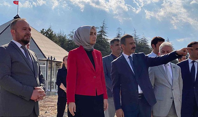 Sultandağı Kent Meydanı yapım çalışmaları sürüyor