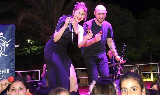 Sultanhisar&#039;da çilek festivali gerçekleştirildi