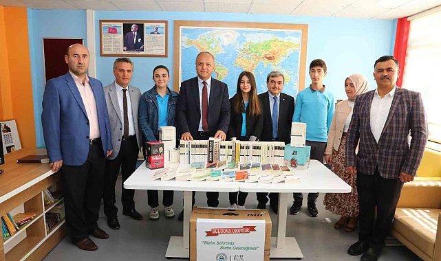 Suluova Belediyesi'nden 'Suluova Okuyor'a 6 bin kitap desteği