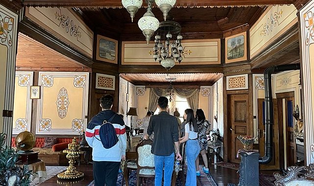 Taraklı&#039;nın mimarisini teknik geziyle incelediler