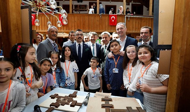 Tarih yazan çocuklar projesi meyvelerini vermeye başladı