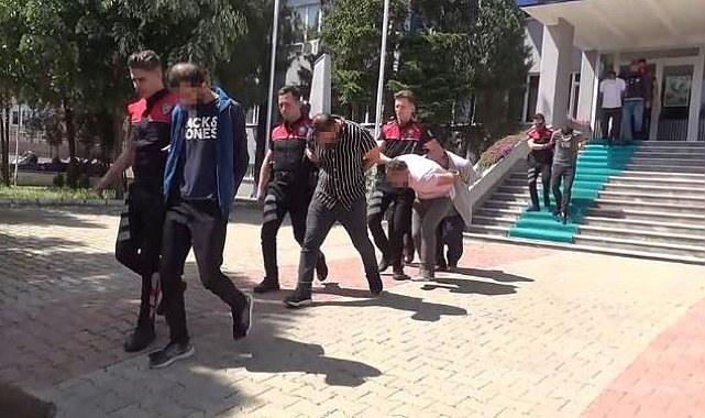 Tekirdağ ve İstanbul&#039;da eş zamanlı fuhuş operasyonunda 6 kişi tutuklandı