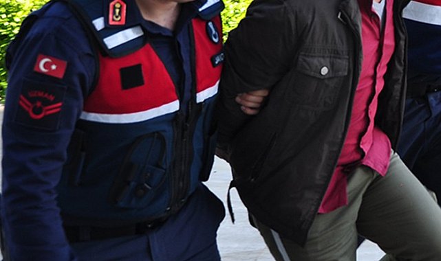 Tekne motoru çalıyordu, yakalandı