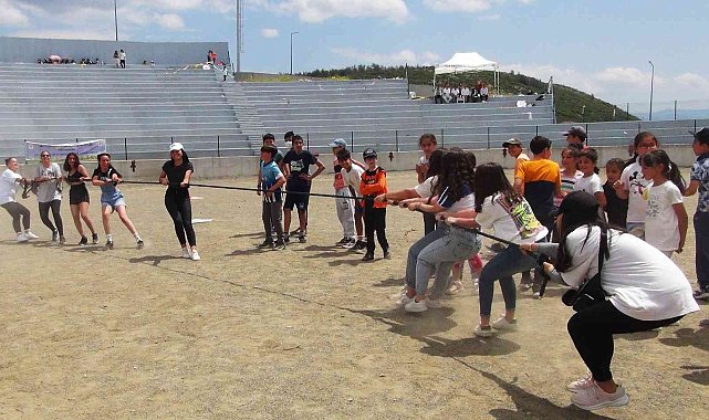 Teknolojiden uzak kutlama