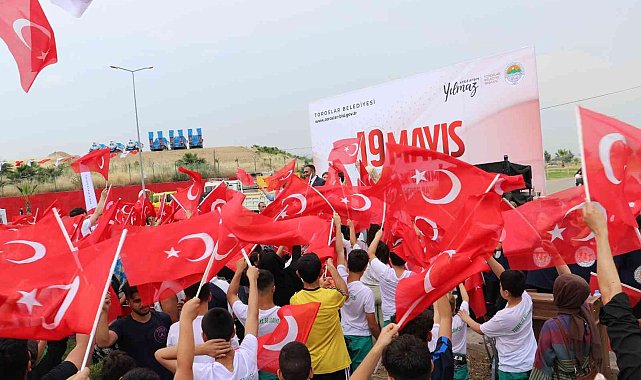 Toroslar Belediyesinden Gençlik ve Spor Şenliği