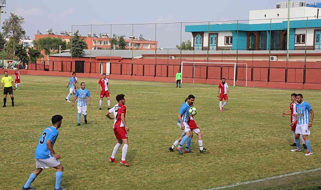 Toroslar'da Mahalleler Arası Futbol Turnuvası heyecanı sürüyor