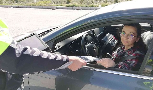 Trafik kurallarına uyulması için bilgilendirme yapıldı