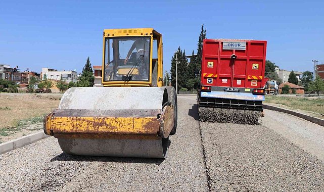 Turgutlu Belediyesi Fen İşleri ekipleri ilçenin her yerinde