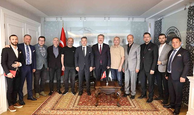 Türkiye Kayak Federasyonu başkan adayından, Melikgazi&#039;ye ziyaret