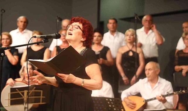 Türkiye'nin türküleri Didim'de seslendirildi