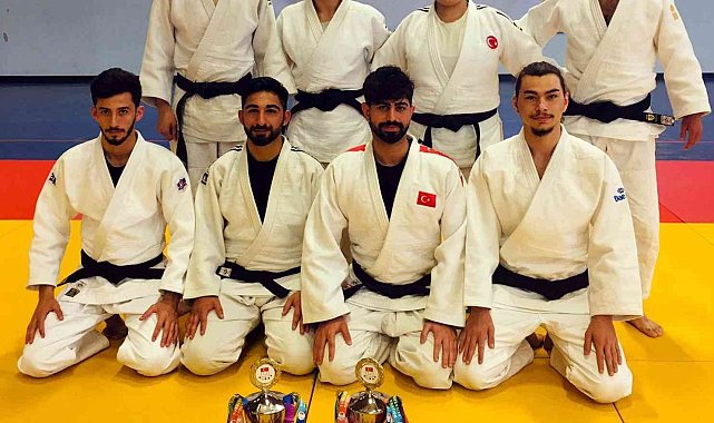 Üniversite Judo takımı madalyaları topladı