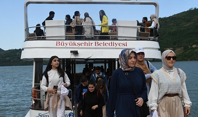 Üniversite öğrencileri Samsun'u keşfediyor