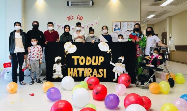 Üniversite öğrencilerinden örnek davranış