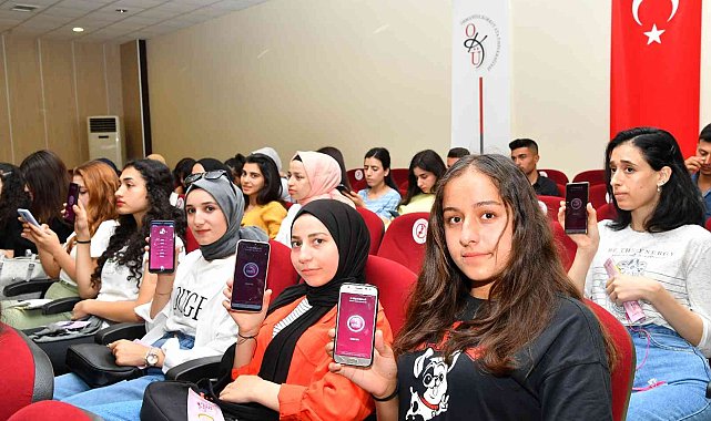 Üniversite öğrencilerine KADES uygulaması tanıtıldı