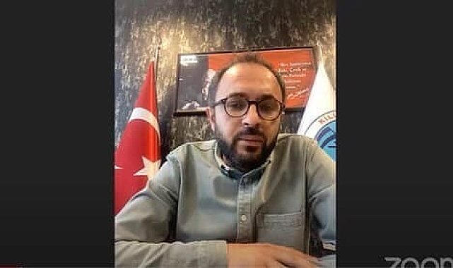 Üniversitede kariyer basamakları konulu söyleşi