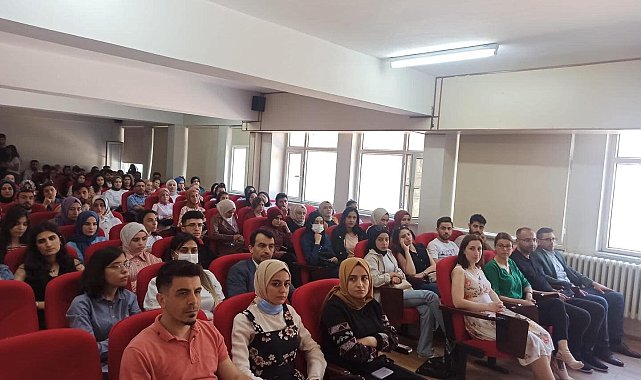 Üniversitede "Akademik Kariyer Etkinliği" düzenlendi