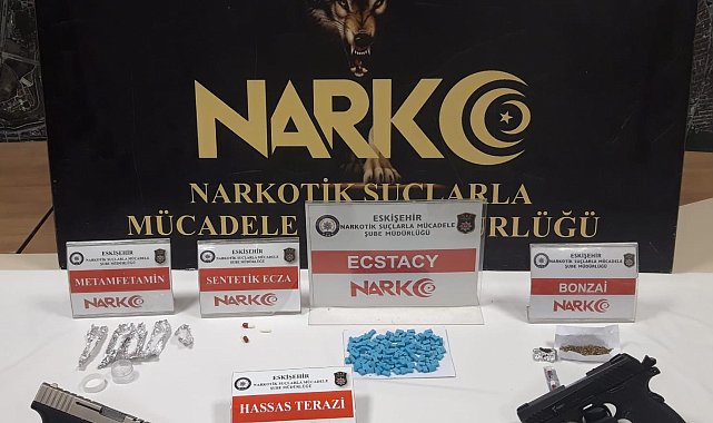 Uyuşturucu operasyonunda çok sayıda hap ve madde ele geçirildi