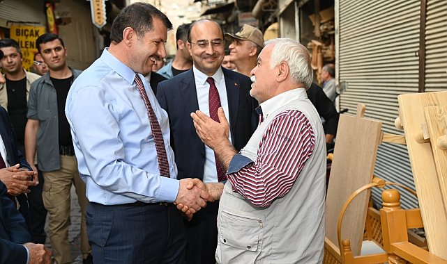 Vali Ayhan Birecik'te temaslarda bulundu