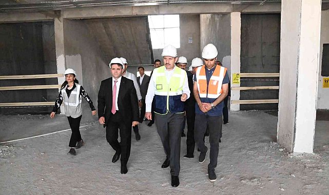 Vali Ayhan, okul inşaatlarını inceledi