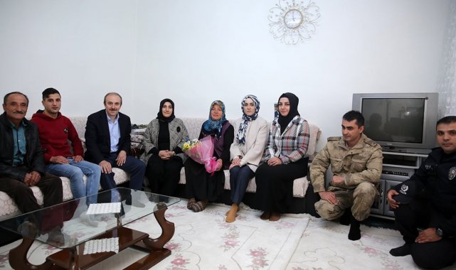 Vali Epcim şehit ailelerine bayram ziyaretlerine devam etti